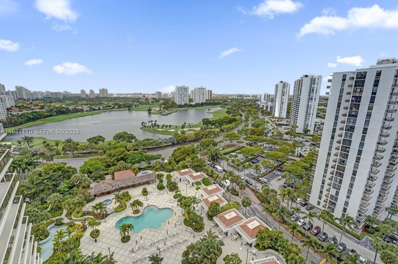 20281 E Country Club Dr , Unit 1703, Aventura, FL 33180 Photo