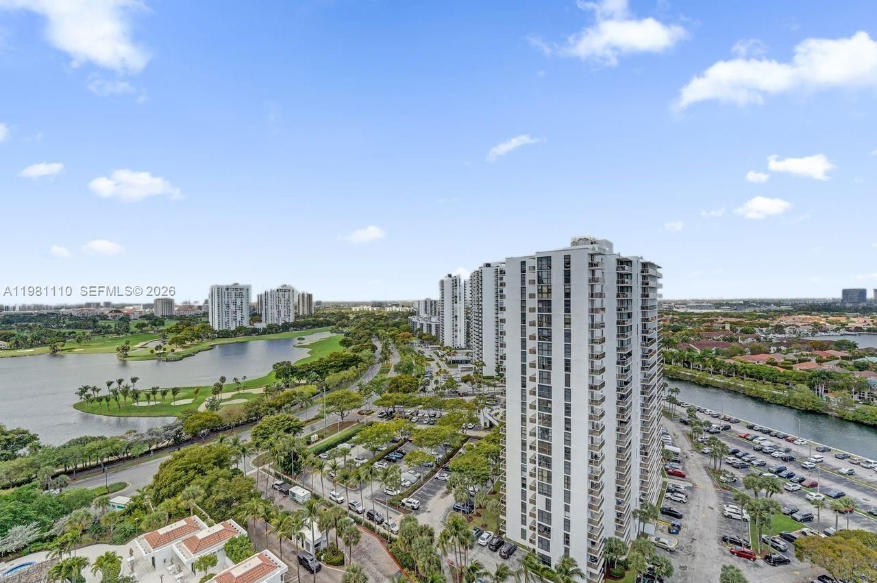 20281 E Country Club Dr , Unit 1703, Aventura, FL 33180 Photo