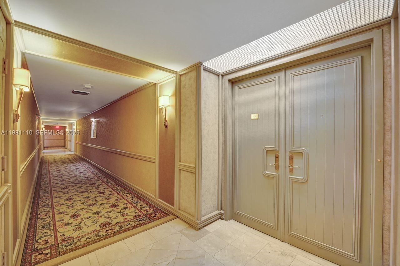 20281 E Country Club Dr , Unit 1703, Aventura, FL 33180 Photo