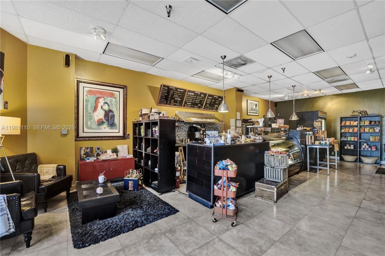 20281 E Country Club Dr , Unit 1703, Aventura, FL 33180 Photo