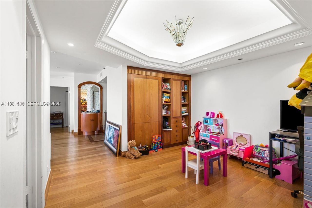 20281 E Country Club Dr , Unit 1703, Aventura, FL 33180 Photo