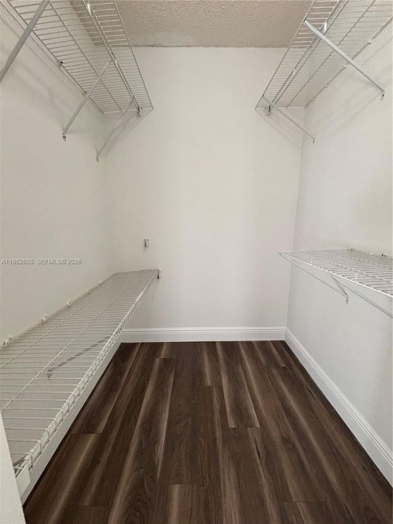 10242 NW 5th Ter, Unit 1-19, Miami, FL 33172 Photo