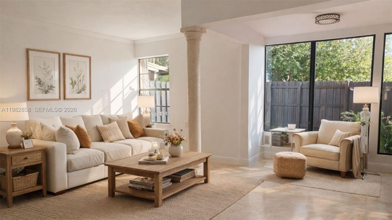 10242 NW 5th Ter, Unit 1-19, Miami, FL 33172 Photo