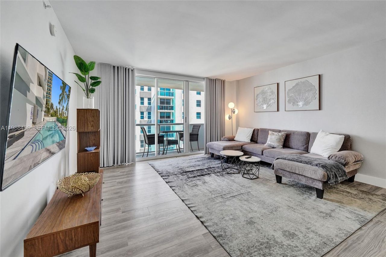 9195 Collins Ave , Unit 1109, Surfside, FL 33154 Photo