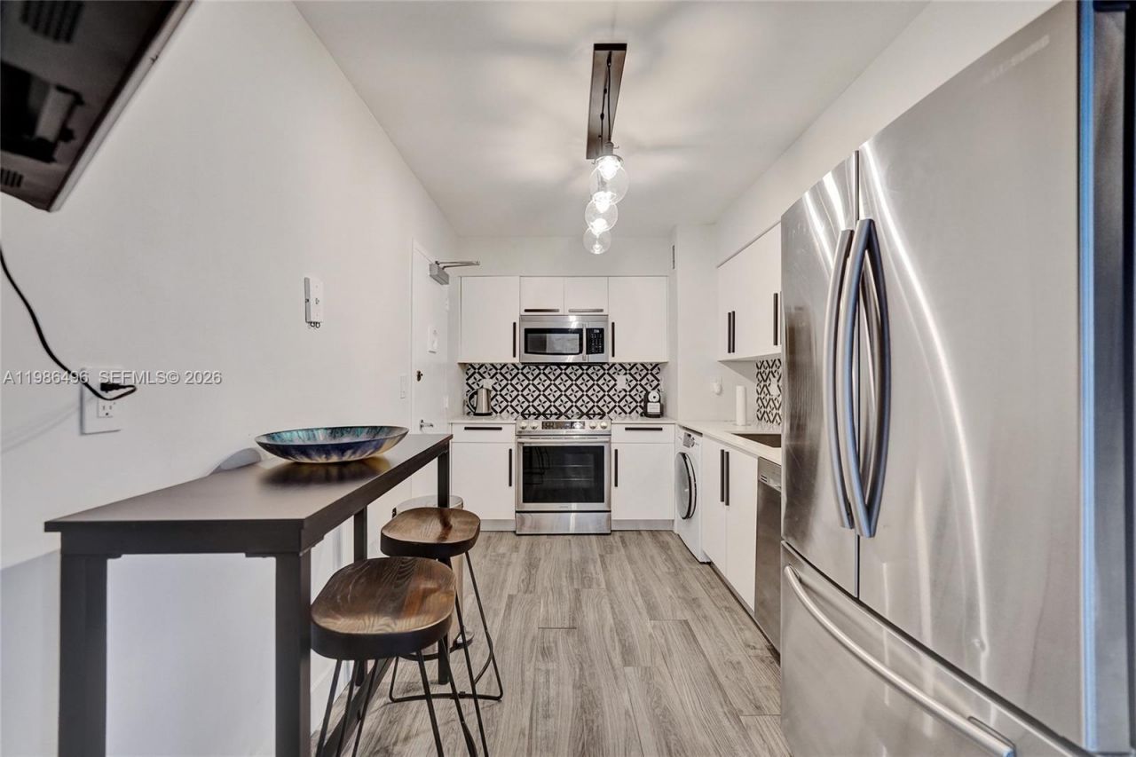 9195 Collins Ave , Unit 1109, Surfside, FL 33154 Photo