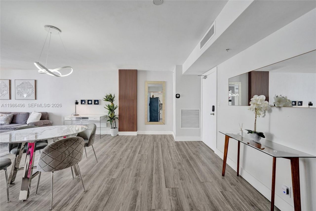 9195 Collins Ave , Unit 1109, Surfside, FL 33154 Photo