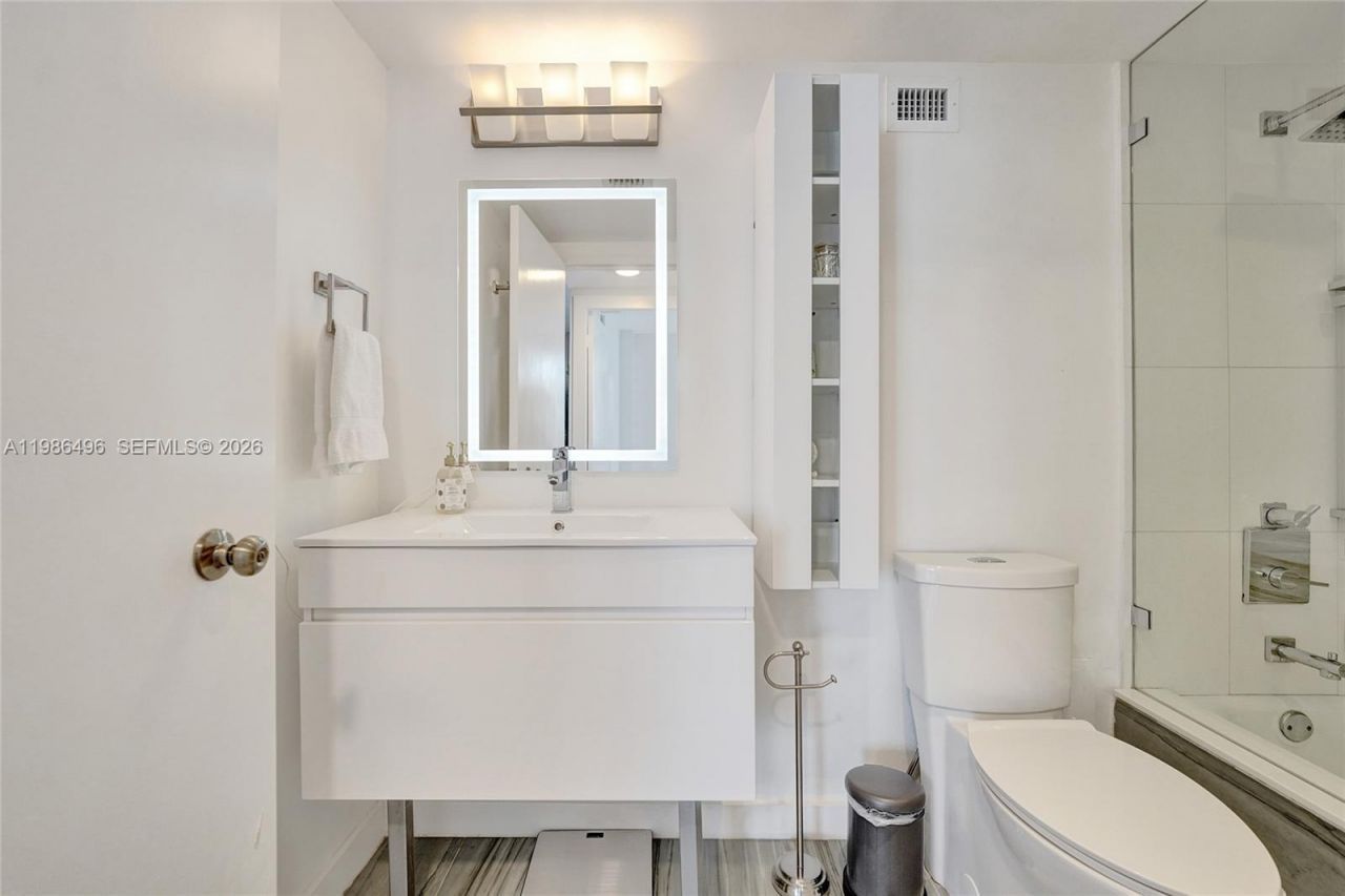 9195 Collins Ave , Unit 1109, Surfside, FL 33154 Photo