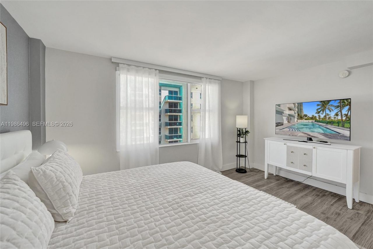 9195 Collins Ave , Unit 1109, Surfside, FL 33154 Photo