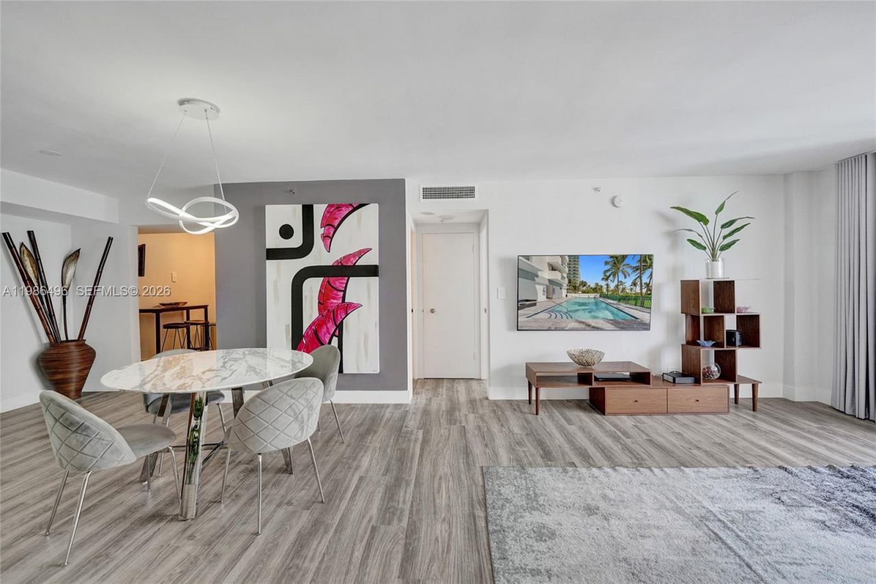 9195 Collins Ave , Unit 1109, Surfside, FL 33154 Photo