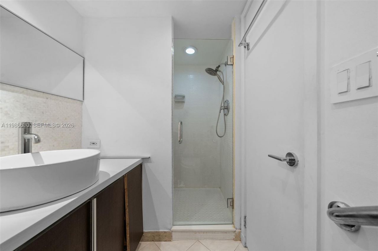 11 Island Ave , Unit 610, Miami Beach, FL 33139 Photo