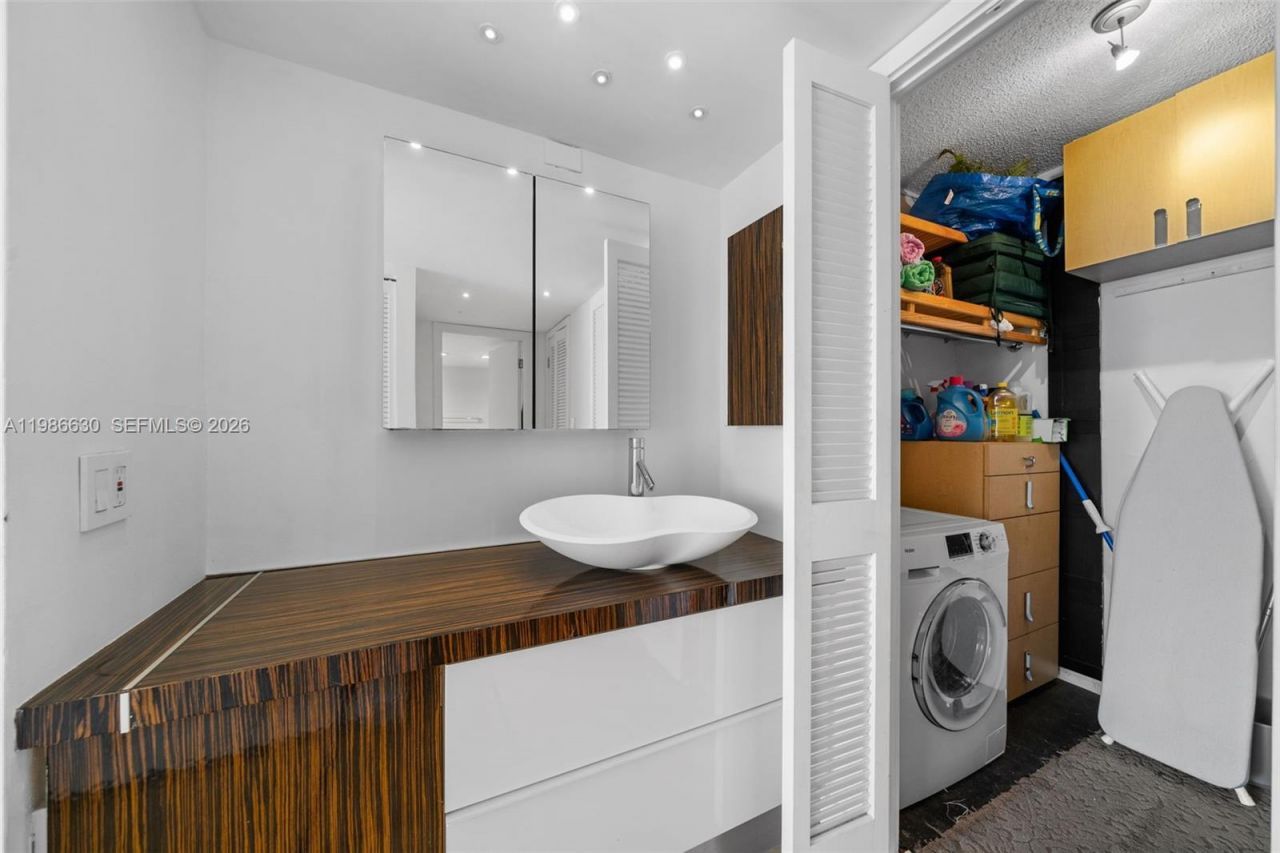 11 Island Ave , Unit 610, Miami Beach, FL 33139 Photo