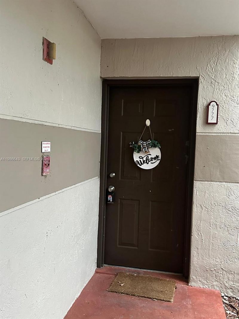 9777 Nob Hill Ct , Unit 9777, Sunrise, FL 33351 Photo