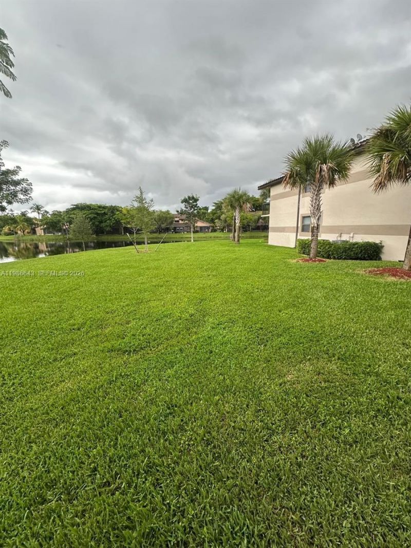 9777 Nob Hill Ct , Unit 9777, Sunrise, FL 33351 Photo