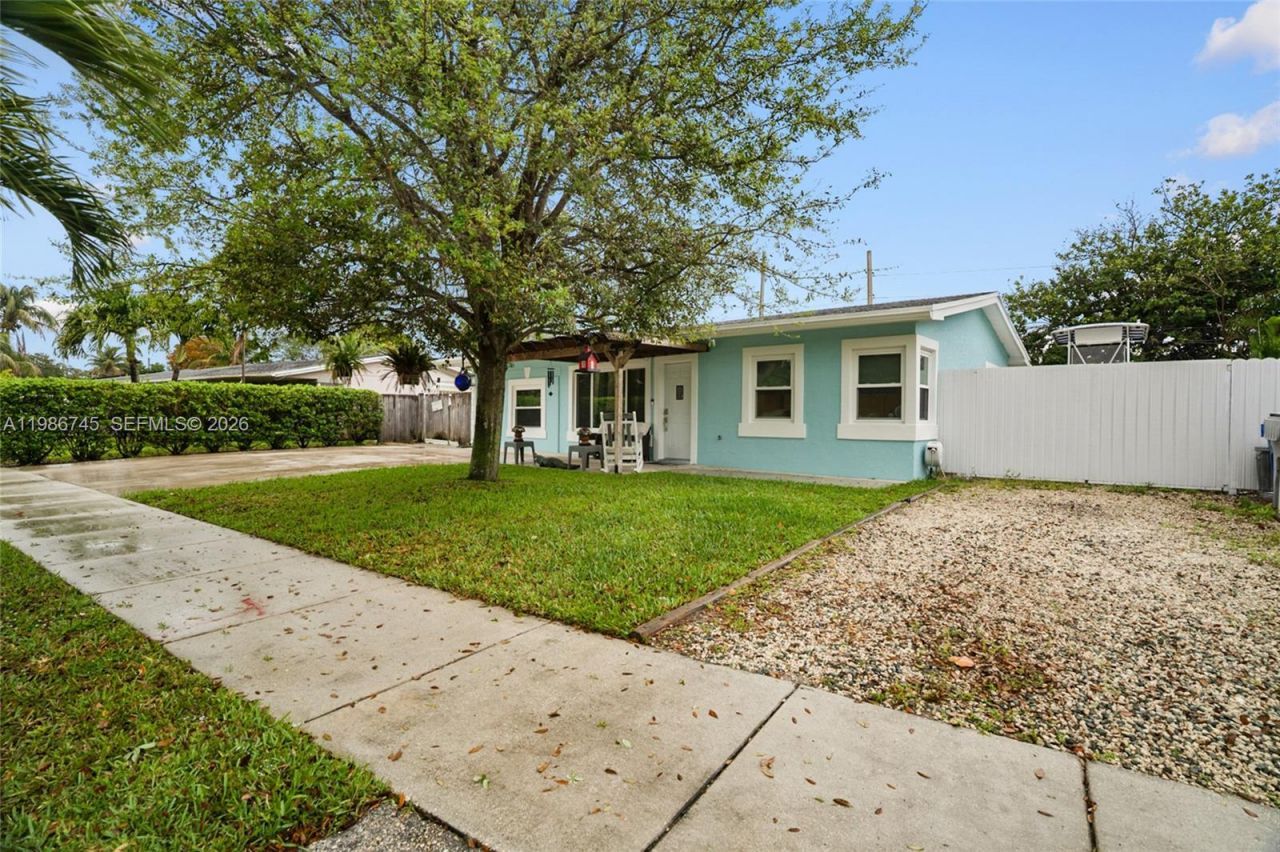 2810 NE 11th Ter , Pompano Beach, FL 33064 Photo