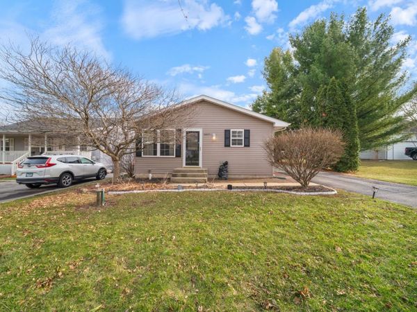 10093 W Ford Avenue , Beach Park, IL 60099