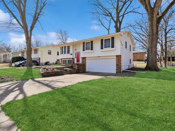 4508 67th Street, Urbandale, IA 50322