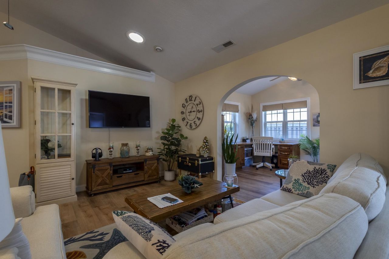 9409 Chicory Ln. Photo 19