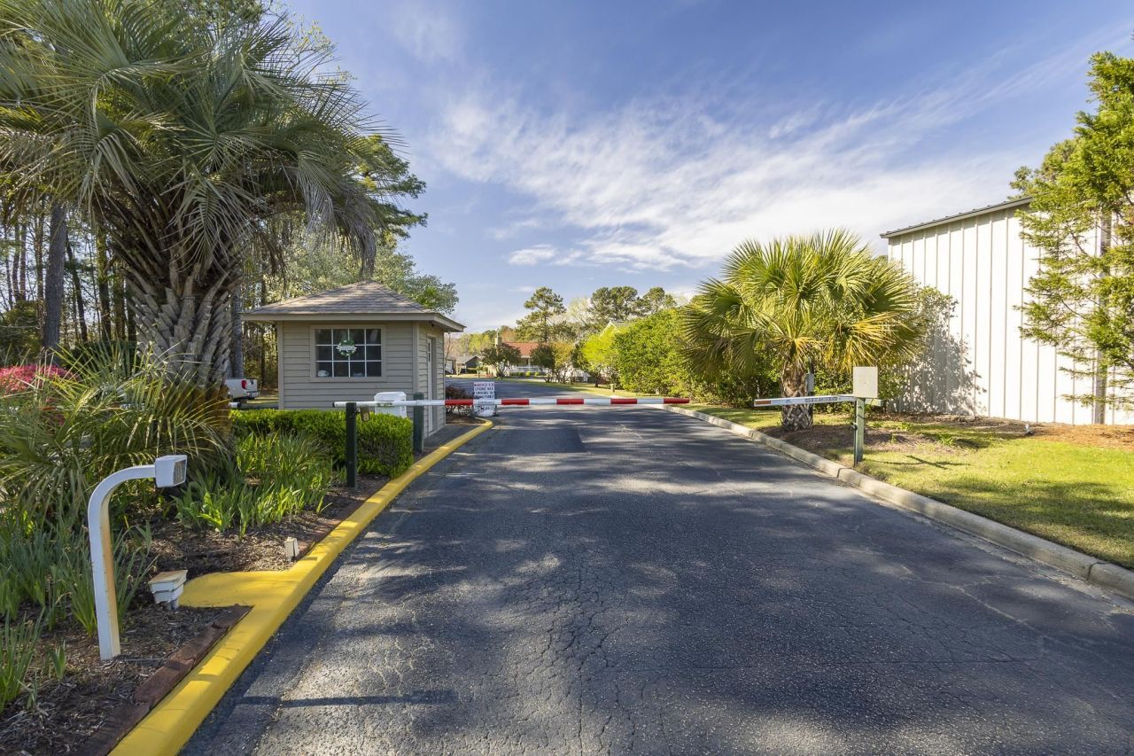 9409 Chicory Ln. Photo 6