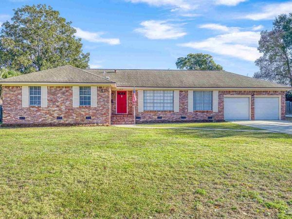 3970 Piedmont Rd, Pensacola, FL 32503