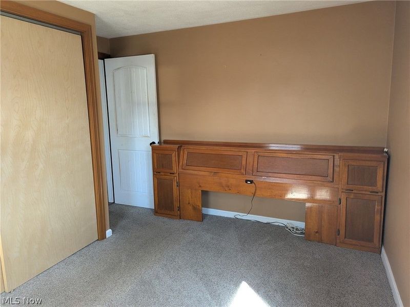 686 Portage Lakes Drive , Akron, OH 44319 Photo 21