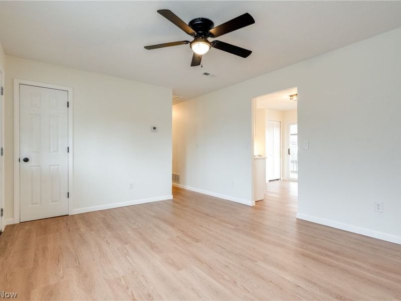 387 Harcourt Road , Vermilion, OH 44089 Photo 11