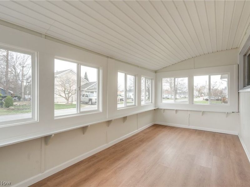 387 Harcourt Road , Vermilion, OH 44089 Photo 15