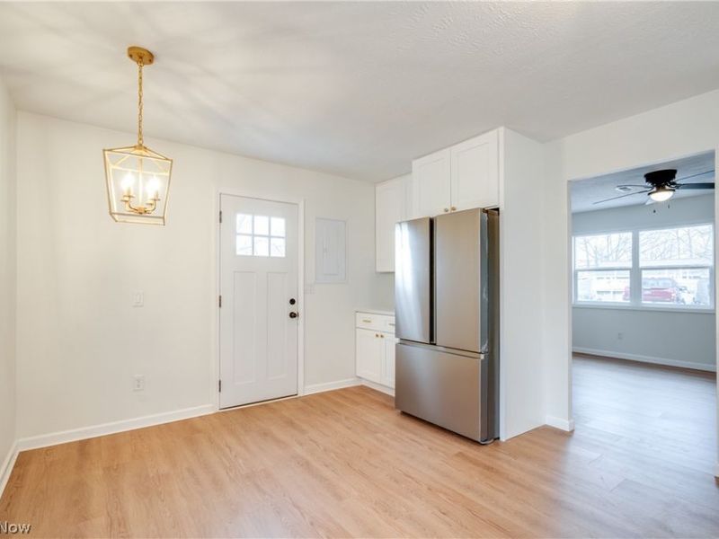 387 Harcourt Road, Vermilion, OH 44089 Photo 7