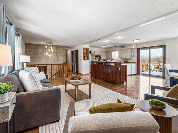 3301 Edgemere Avenue, Saint Anthony, MN 55418