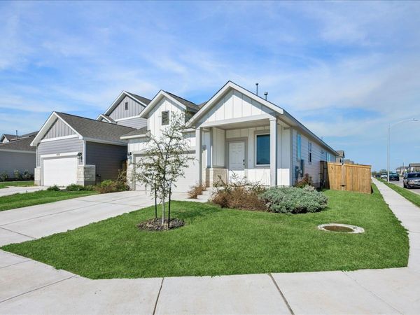 8300 Augeron DR, Austin, TX 78747