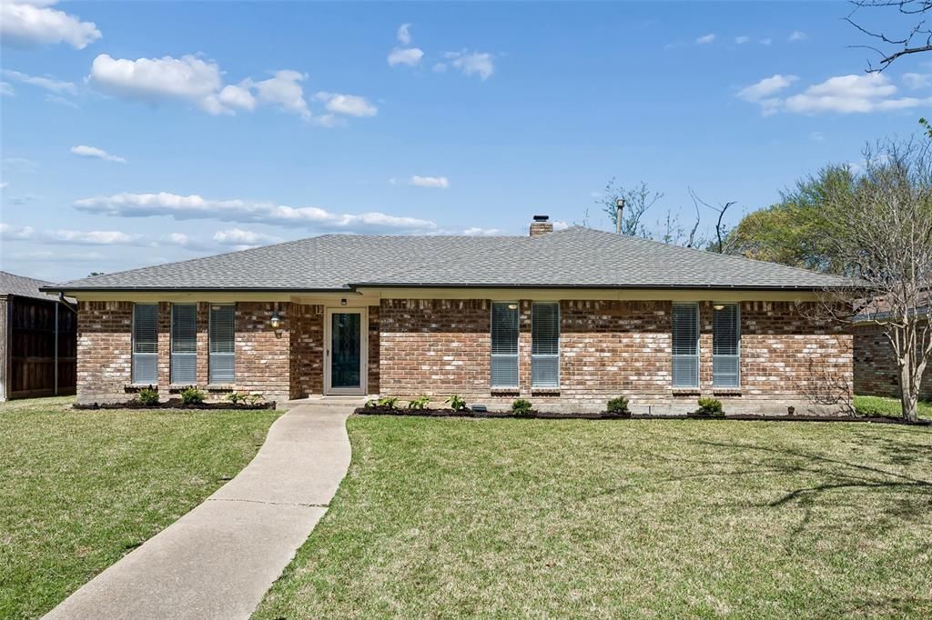 2107 Bengal Lane, Plano, TX 75023 Main Photo