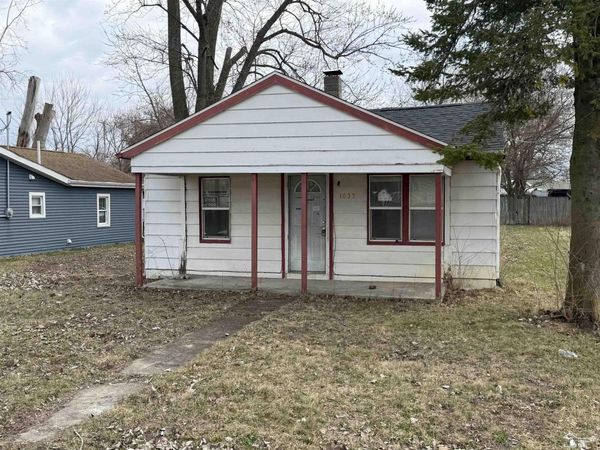 1635 Naomi Avenue, Adrian, MI 49221