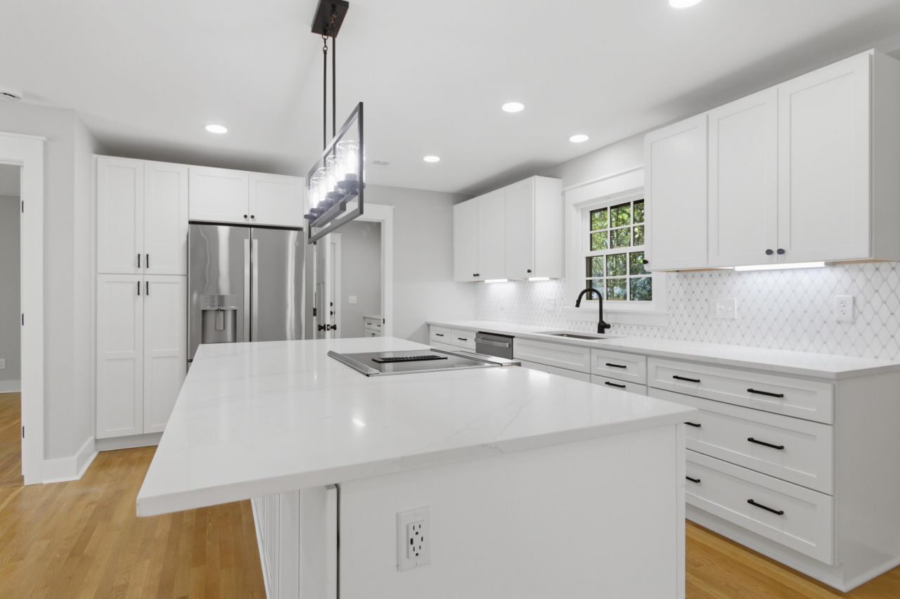 1340 Coleridge Street Photo 15