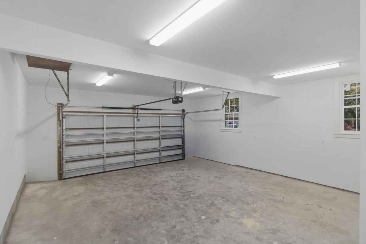 1340 Coleridge Street Photo 23