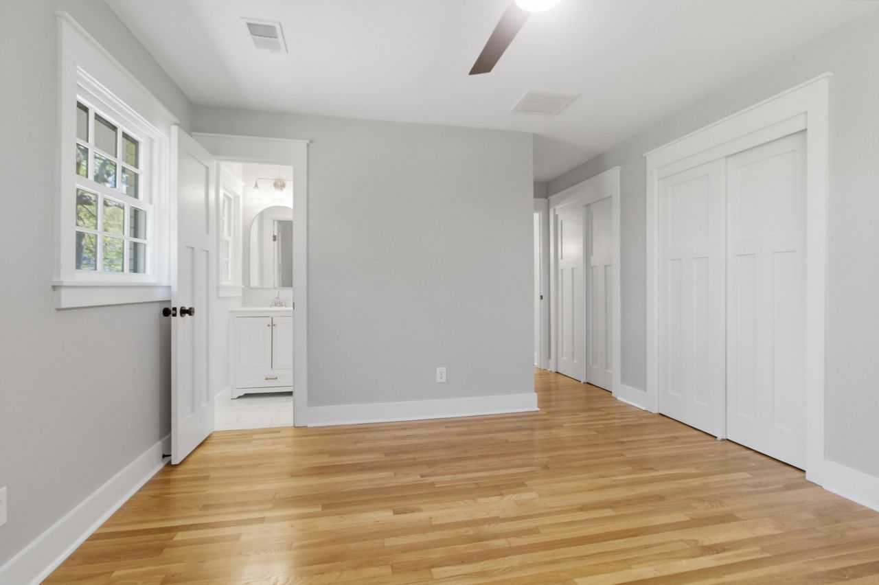 1340 Coleridge Street Photo 25