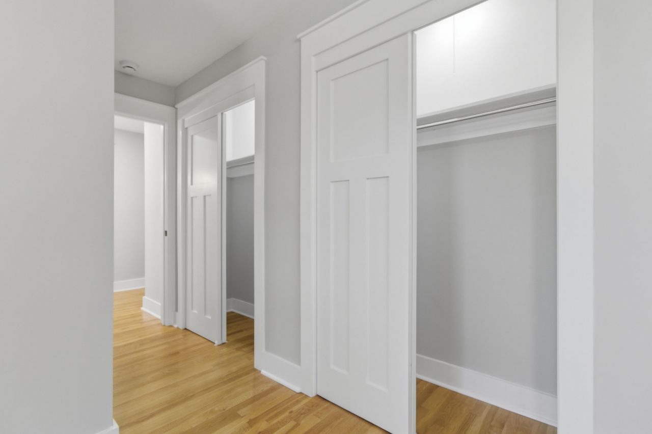 1340 Coleridge Street Photo 26