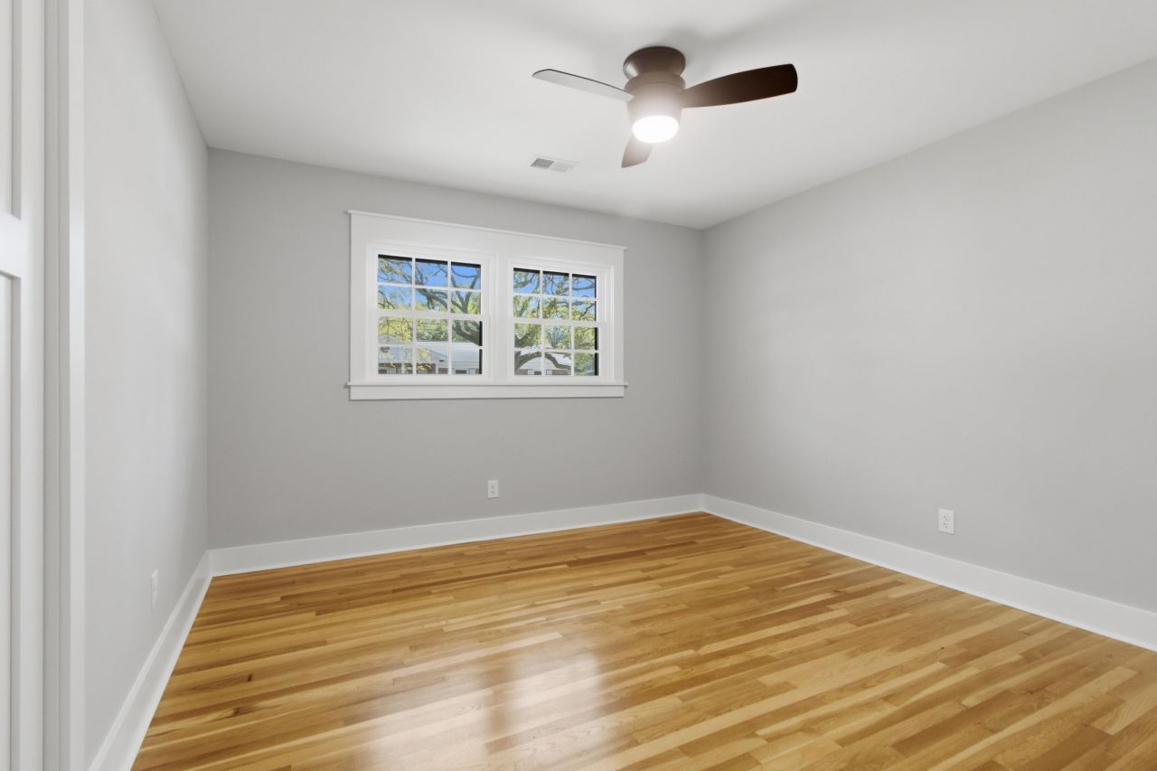 1340 Coleridge Street Photo 34