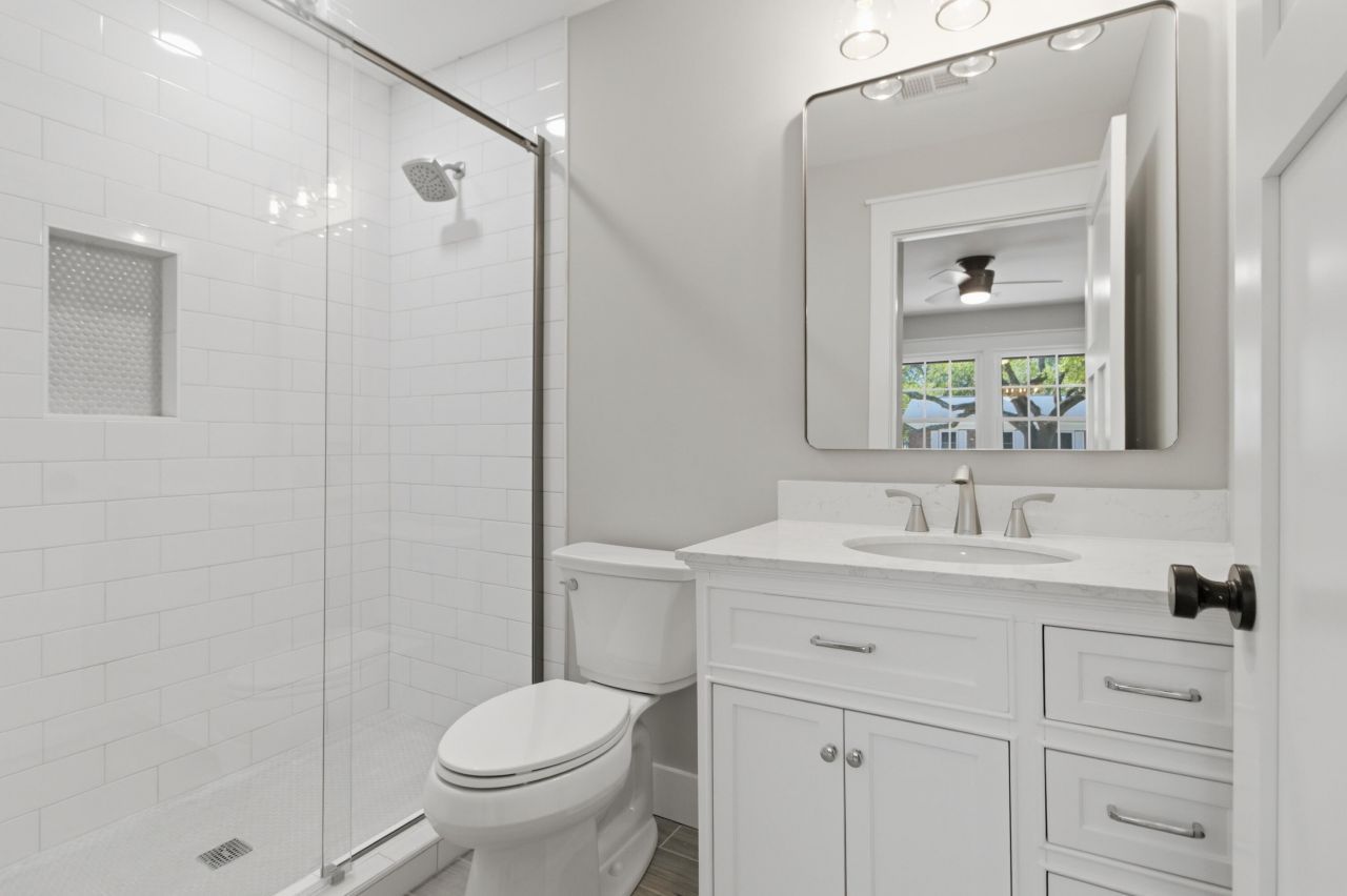 1340 Coleridge Street Photo 37