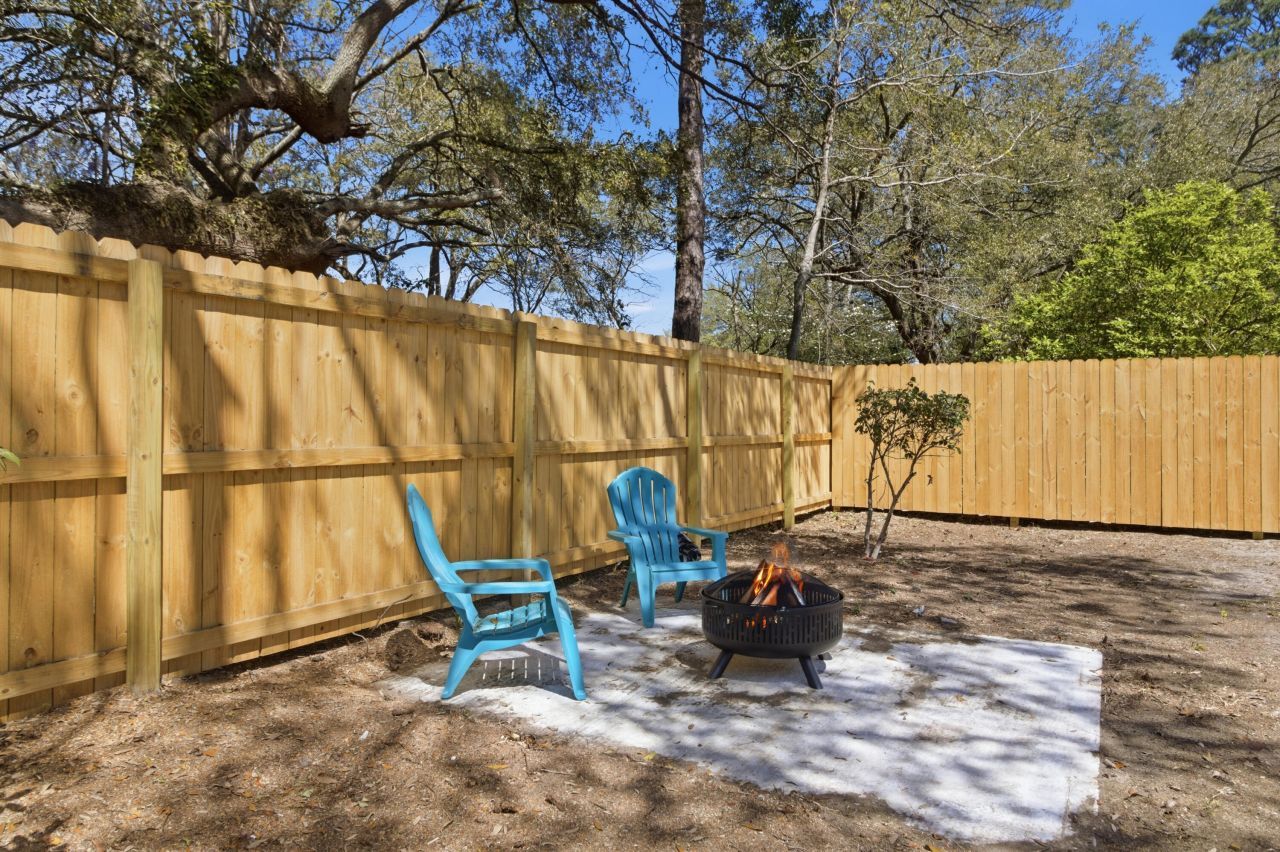 1340 Coleridge Street Photo 39