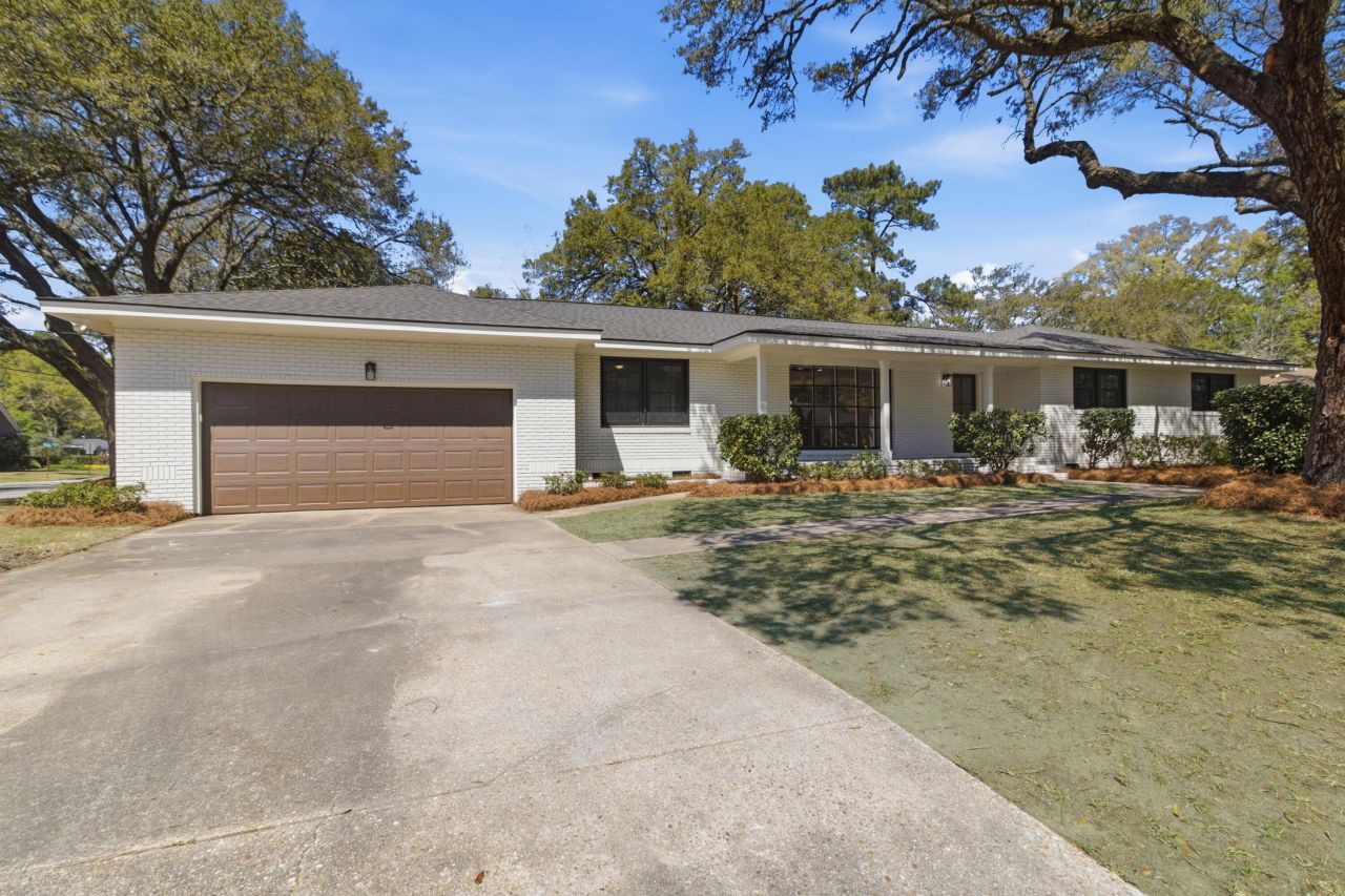 1340 Coleridge Street Photo 43