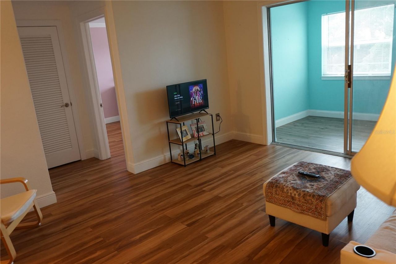 1000 49th Street N, Unit 311, Saint Petersburg, FL 33710 Photo