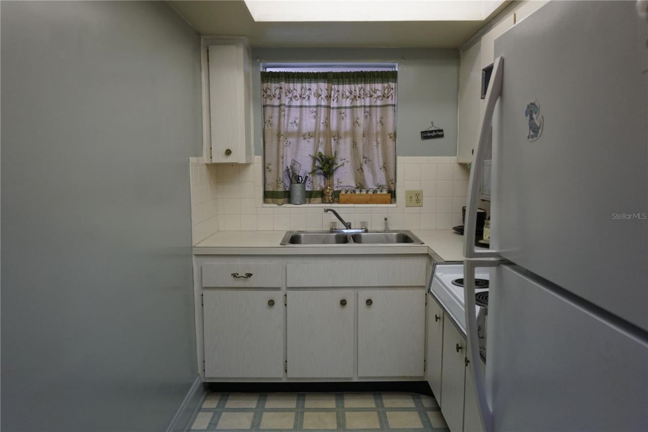 1000 49th Street N, Unit 311, Saint Petersburg, FL 33710 Photo