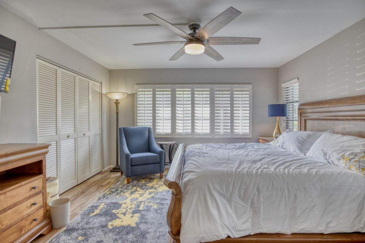 5640 Golf Pointe Drive , Unit 101, Sarasota, FL 34243 Photo