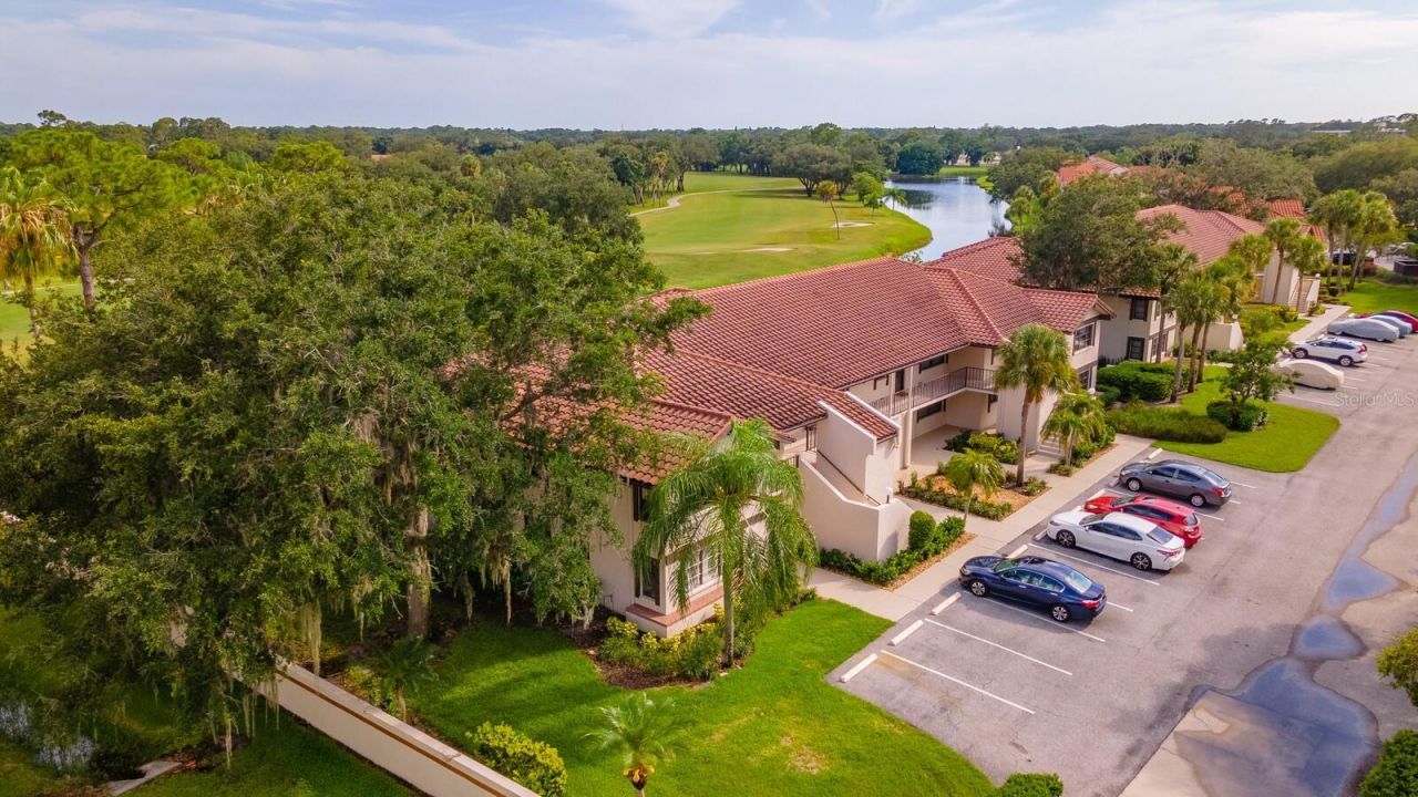 5640 Golf Pointe Drive , Unit 101, Sarasota, FL 34243 Photo