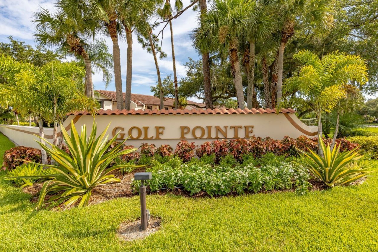 5640 Golf Pointe Drive , Unit 101, Sarasota, FL 34243 Photo