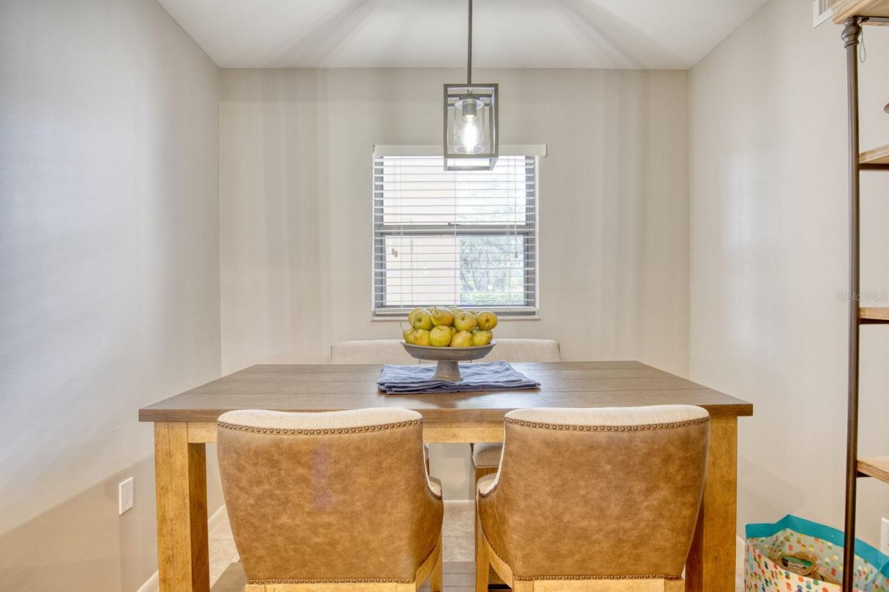 5640 Golf Pointe Drive , Unit 101, Sarasota, FL 34243 Photo