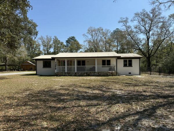 1259 Black Creek Boulevard, Freeport, FL 32439