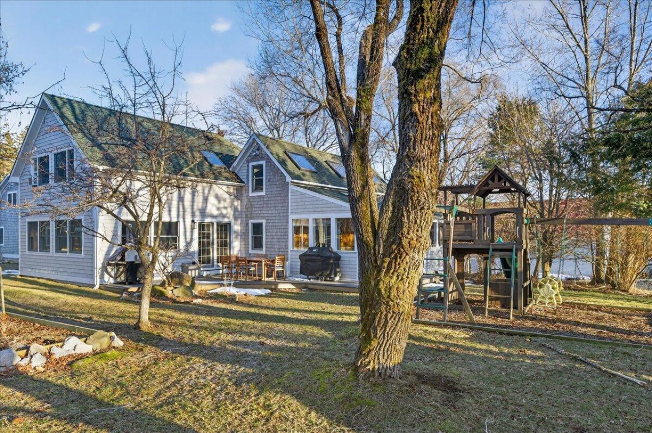 67 Tea Hill Road, Stonington, ME 04681 Main Photo