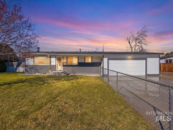 550 Gridley Drive, Mountain Home, ID 83647