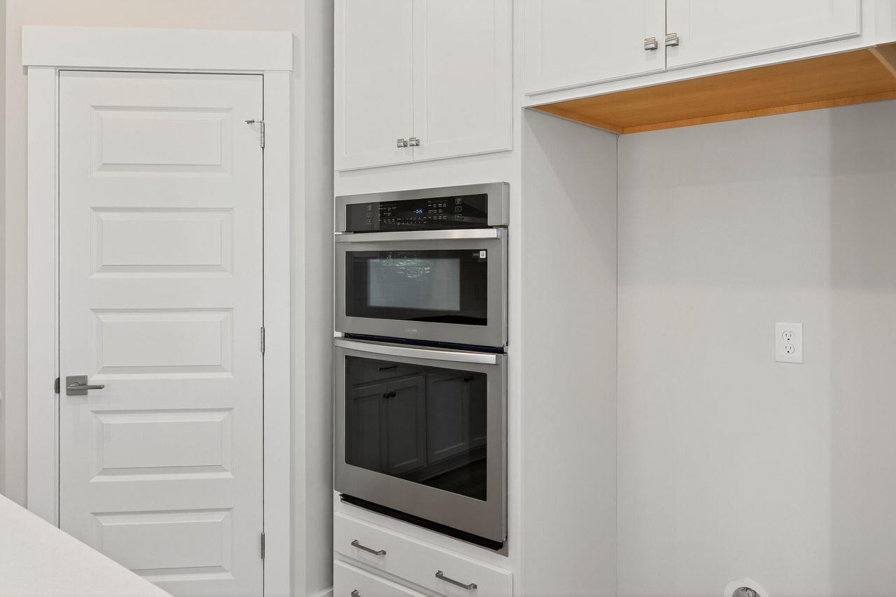 220 Creek Pointe Dr Drive Photo 17