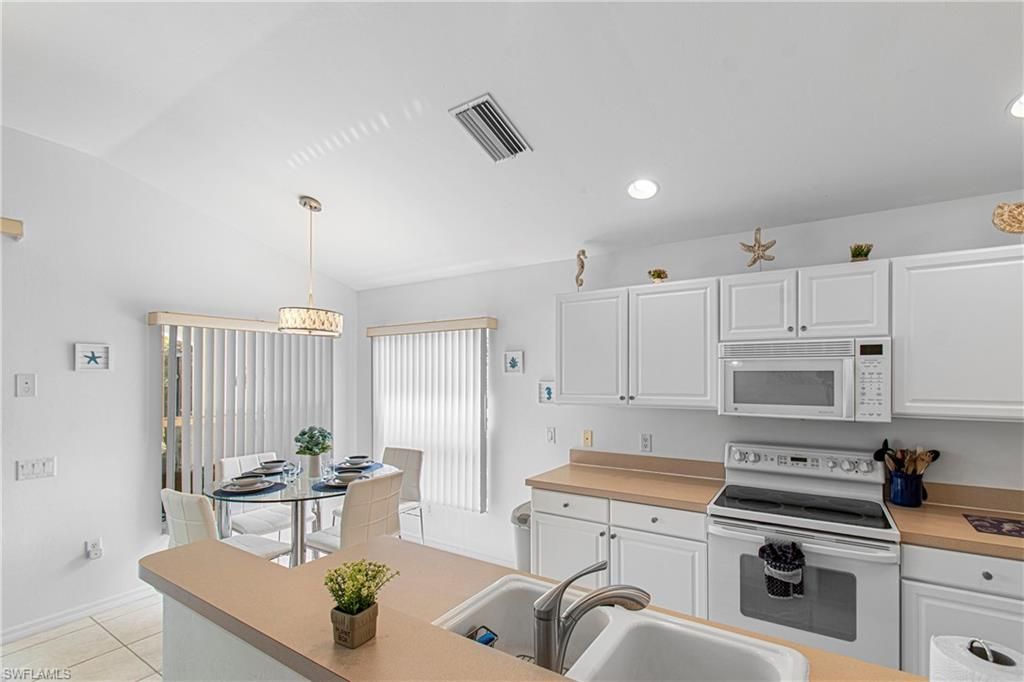 10021 Colonial Country Club Blvd, Fort Myers, FL 33913 Photo